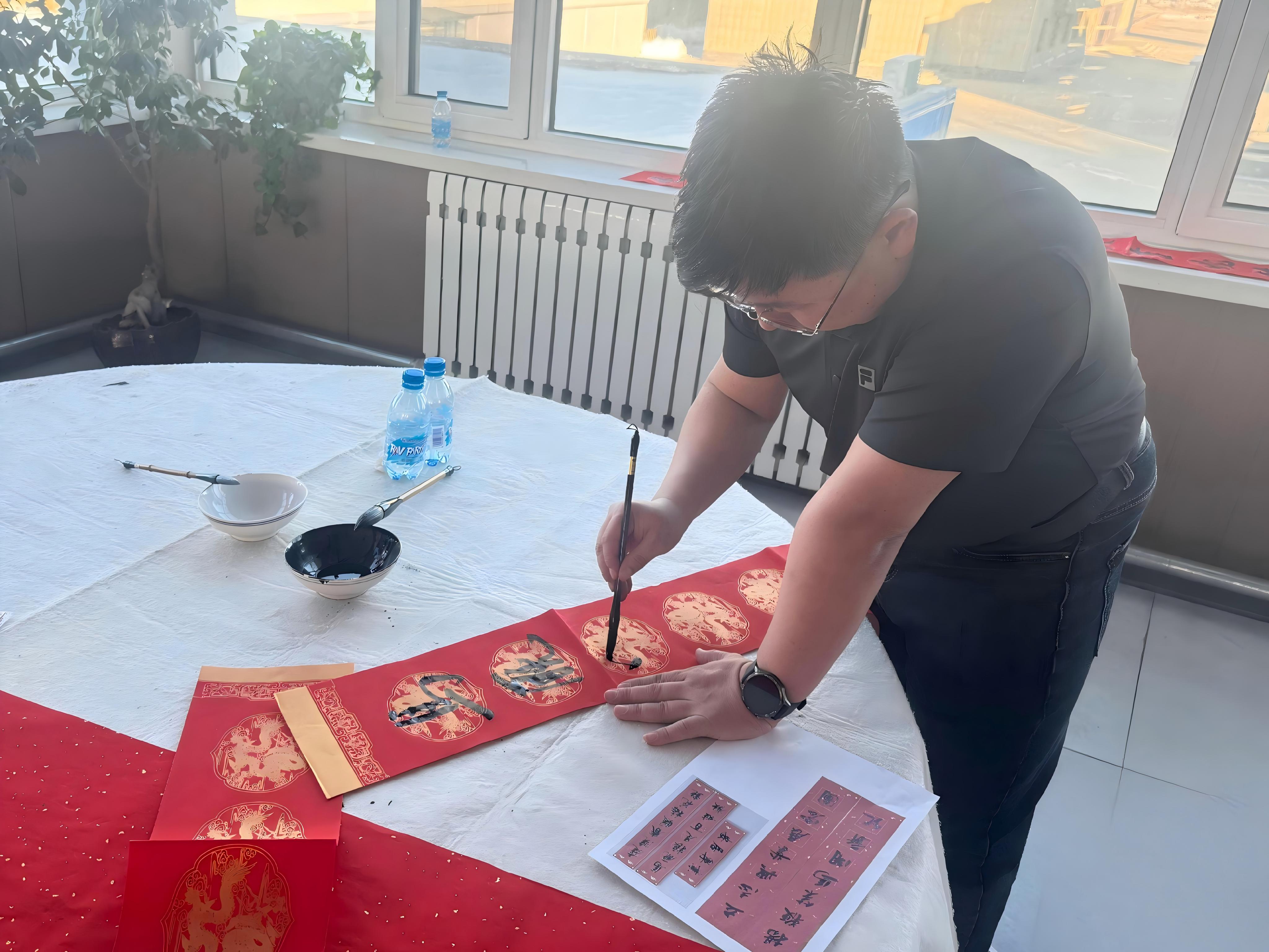 1769741885881038276.jpg auto