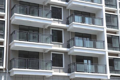 �\䓲����ڗU